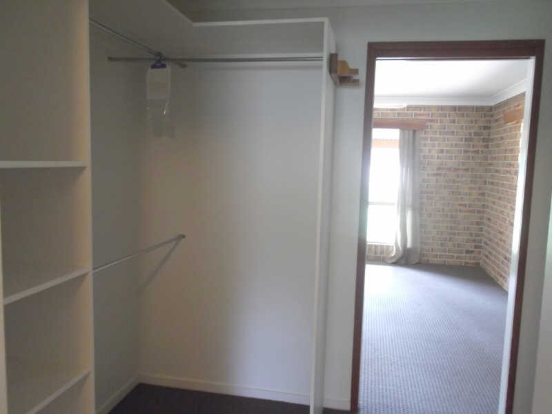 20 Grant Ave, Kingaroy QLD 4610