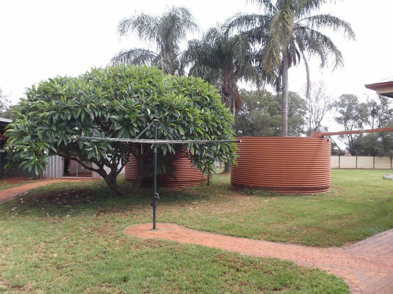 20 Grant Ave, Kingaroy QLD 4610