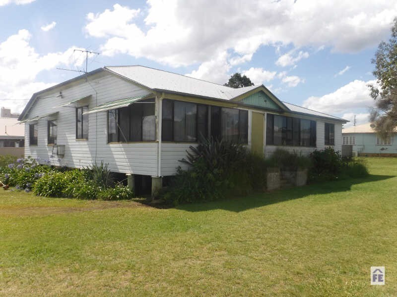 32 Alford Street, Kingaroy QLD 4610