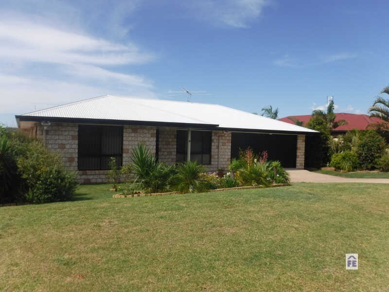 16 Poinciana Ave, Kingaroy QLD 4610