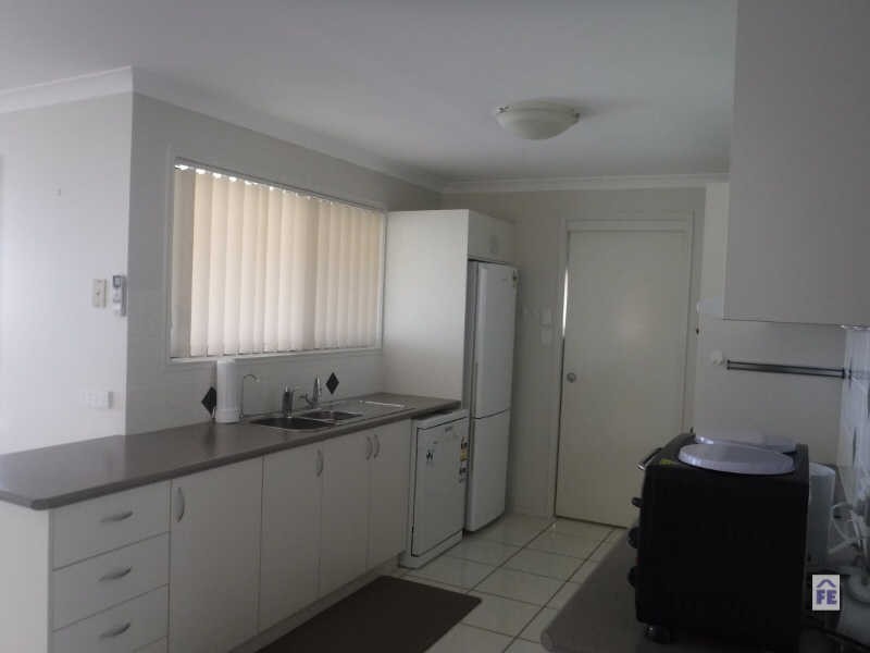 16 Poinciana Ave, Kingaroy QLD 4610