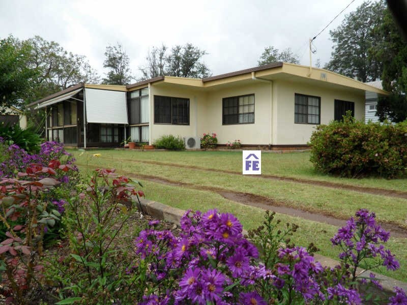 92 Walter Road, Kingaroy QLD 4610