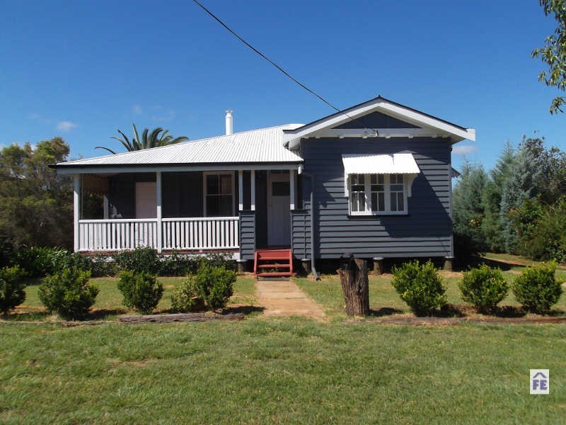 7 Jean Street, Kingaroy QLD 4610