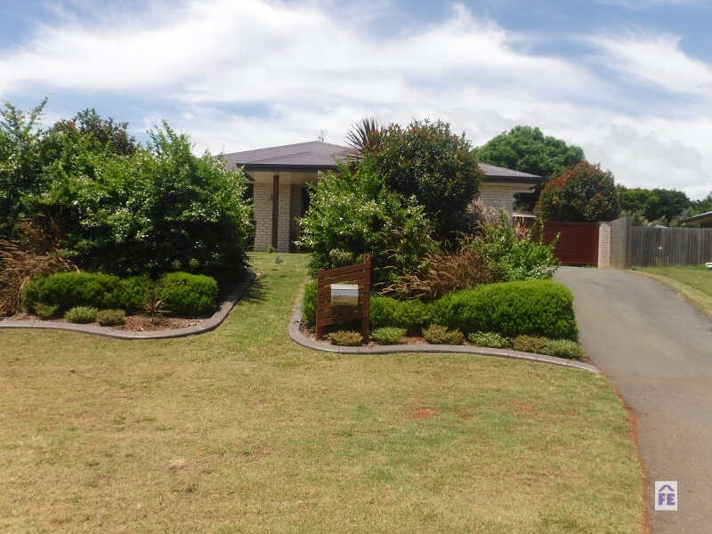 7 Jacaranda Ave, Kingaroy QLD 4610