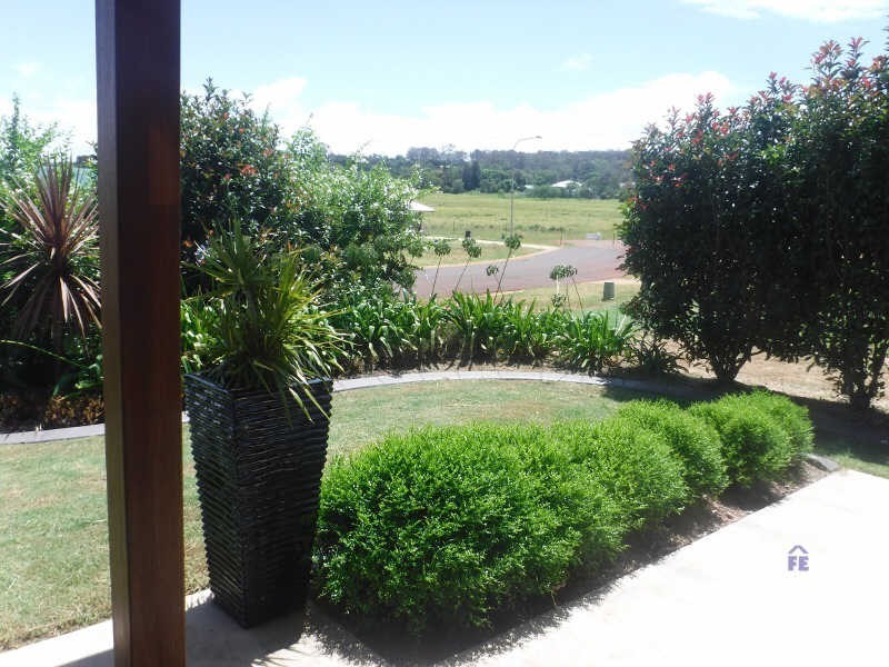 7 Jacaranda Ave, Kingaroy QLD 4610