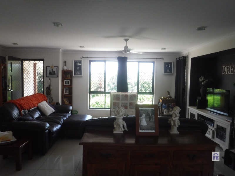 7 Jacaranda Ave, Kingaroy QLD 4610