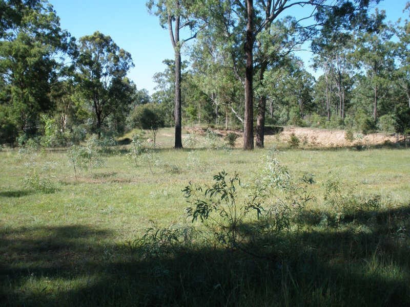 296 Carbeen Crescent, Nanango QLD 4615