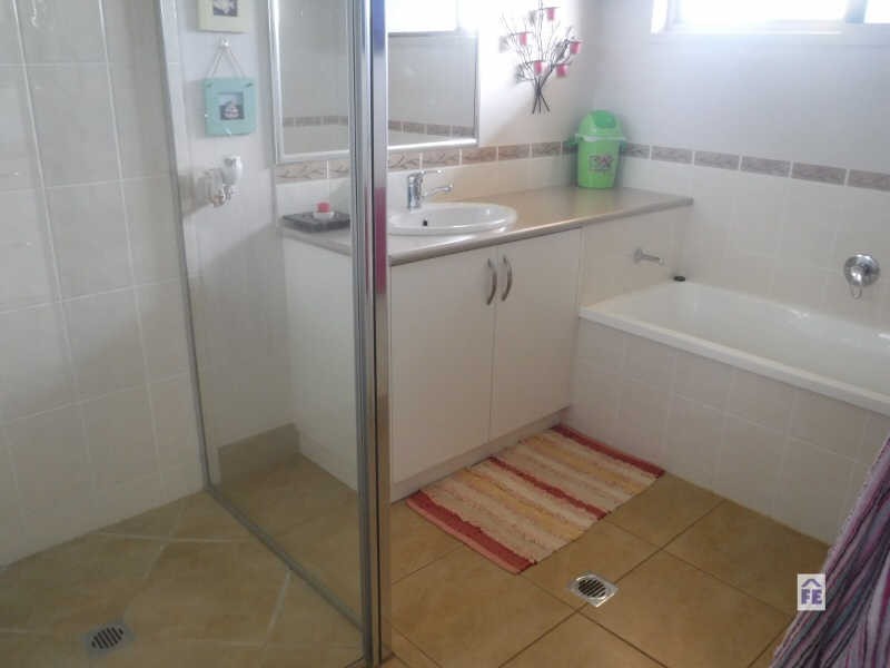 38 Sonaree Drive, Kingaroy QLD 4610