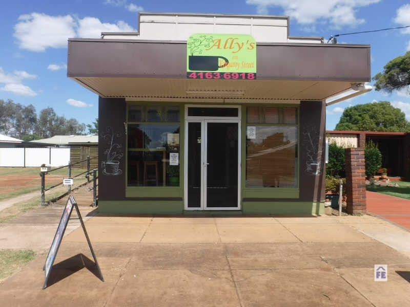 17 River Road, Kingaroy QLD 4610