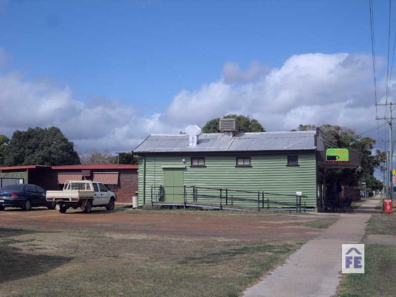 17 River Road, Kingaroy QLD 4610