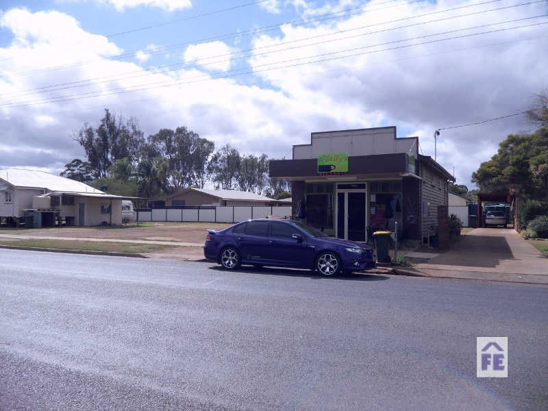 17 River Road, Kingaroy QLD 4610