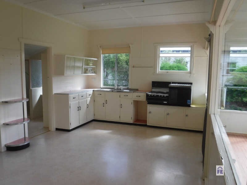 1 Mant Street, Kingaroy QLD 4610