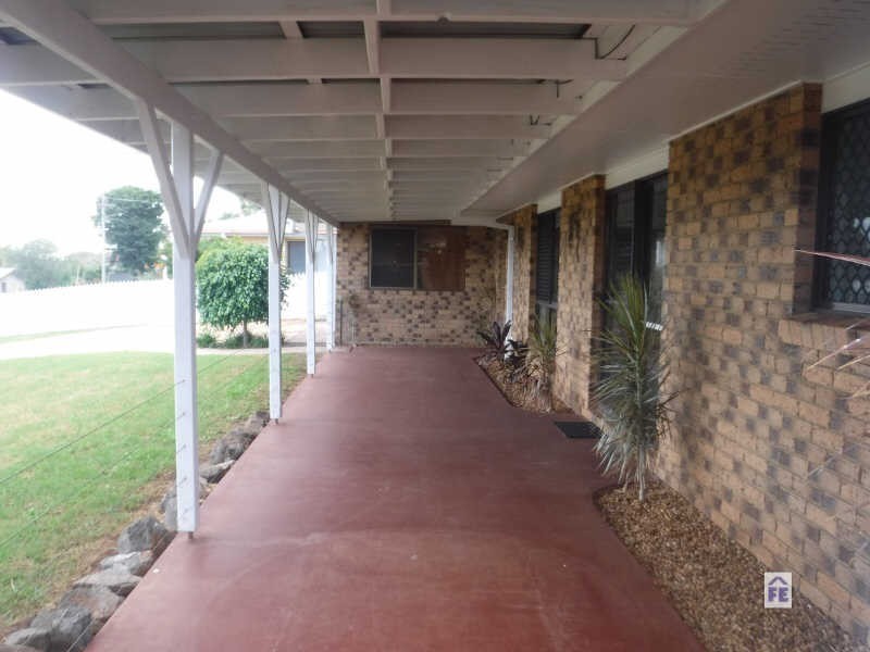 20 Fairview Drive, Kingaroy QLD 4610