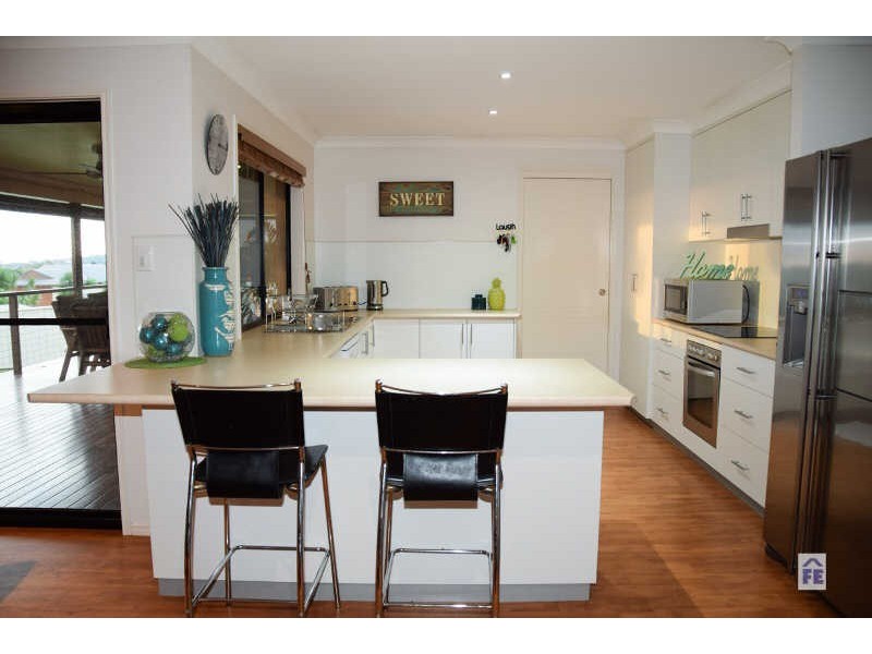 25 Hillview Parade, Kingaroy QLD 4610