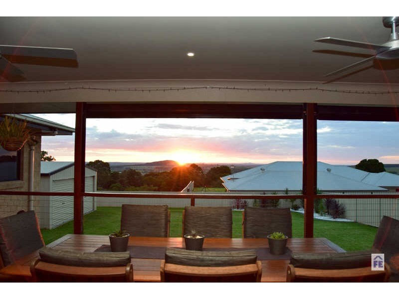 25 Hillview Parade, Kingaroy QLD 4610