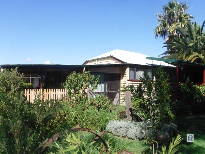 48 King Street, Memerambi QLD 4610