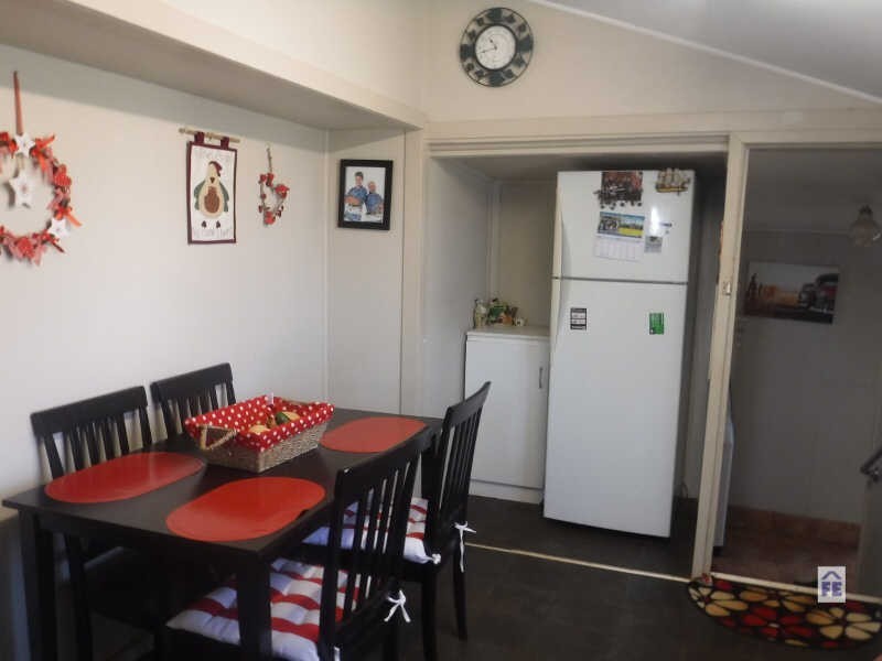 48 King Street, Memerambi QLD 4610