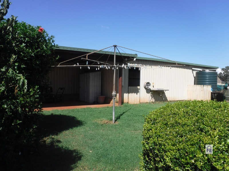 48 King Street, Memerambi QLD 4610