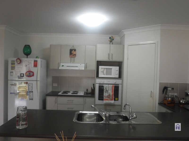 Unit 2 7 David Place, Kingaroy QLD 4610