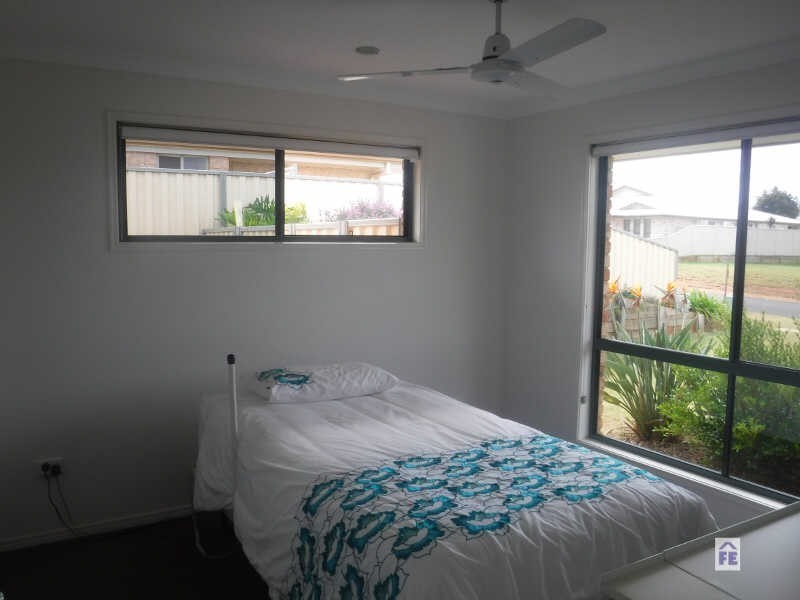 Unit 2 7 David Place, Kingaroy QLD 4610