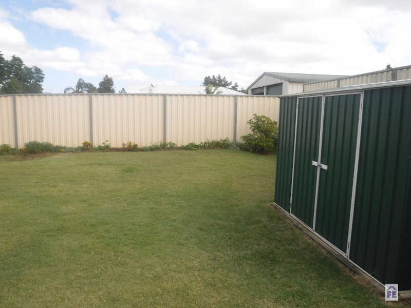 Unit 2 7 David Place, Kingaroy QLD 4610