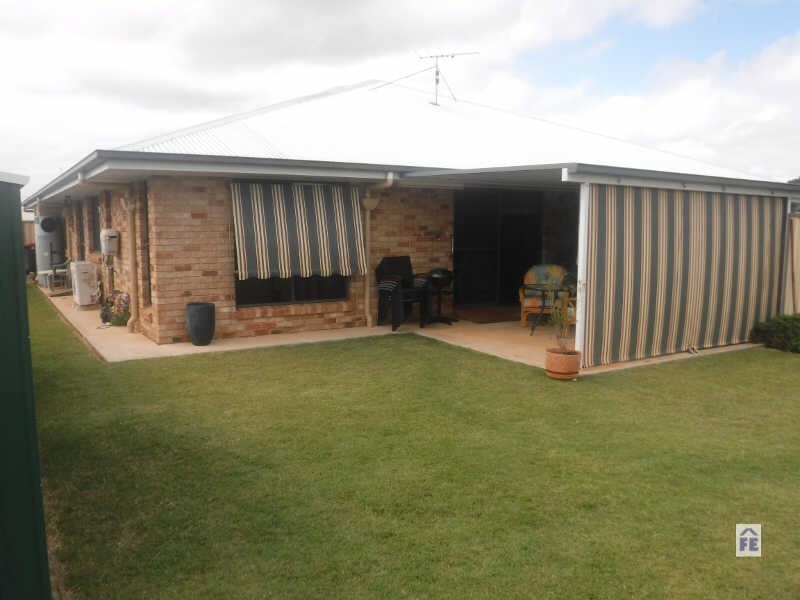 Unit 2 7 David Place, Kingaroy QLD 4610