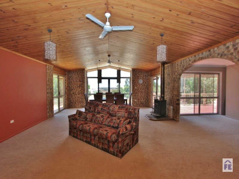 118 Couchmans Road, Kingaroy QLD 4610