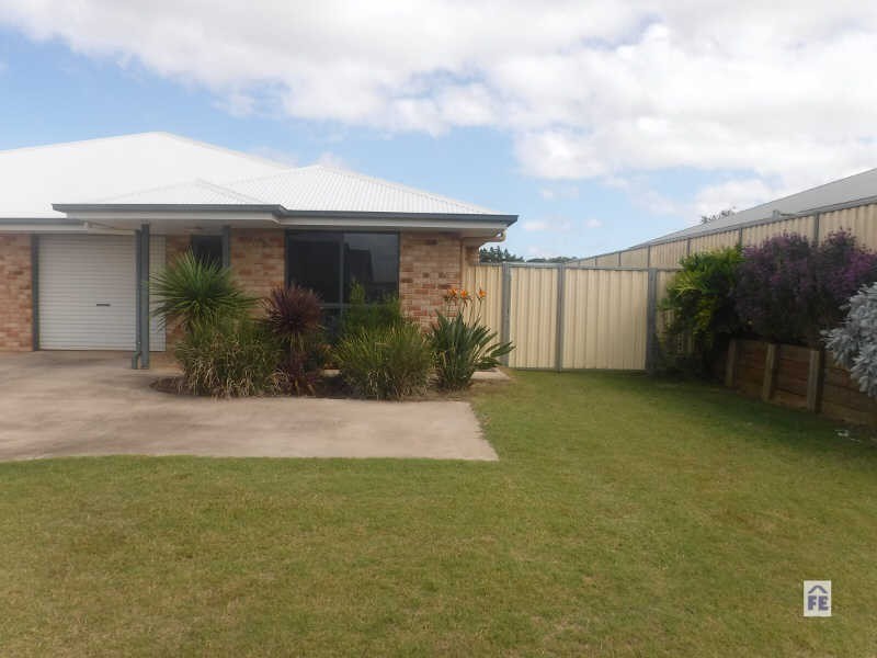 Unit 2 7 David Place, Kingaroy QLD 4610