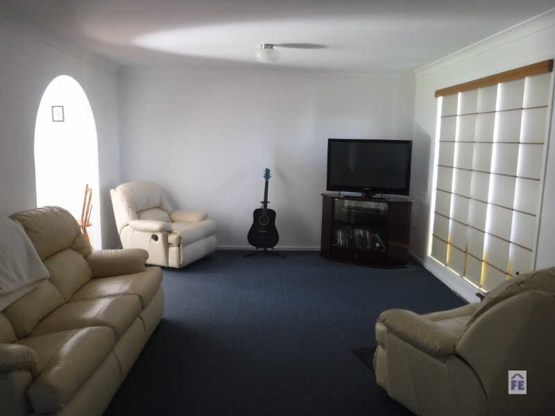 2 Fairview Drive, Kingaroy QLD 4610