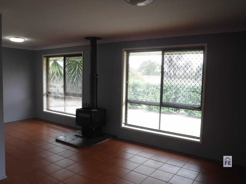 10 Joseph Street, Kingaroy QLD 4610