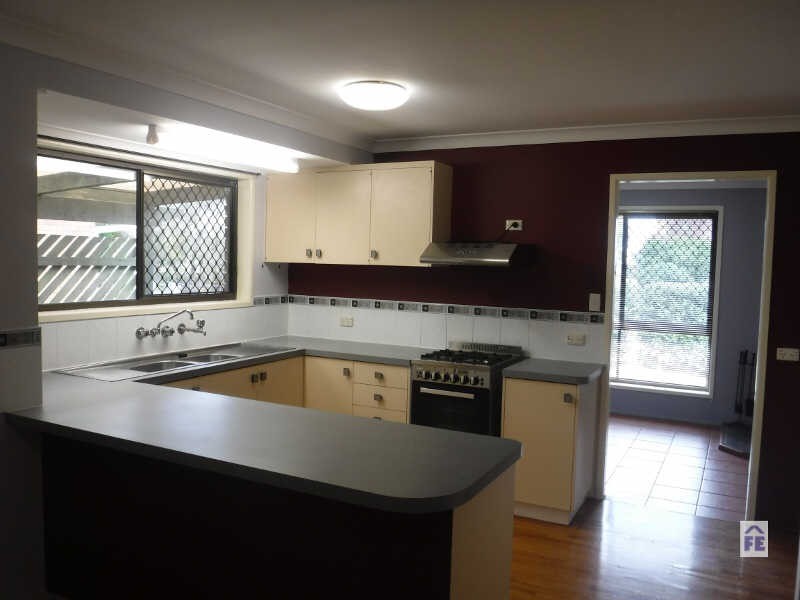 10 Joseph Street, Kingaroy QLD 4610