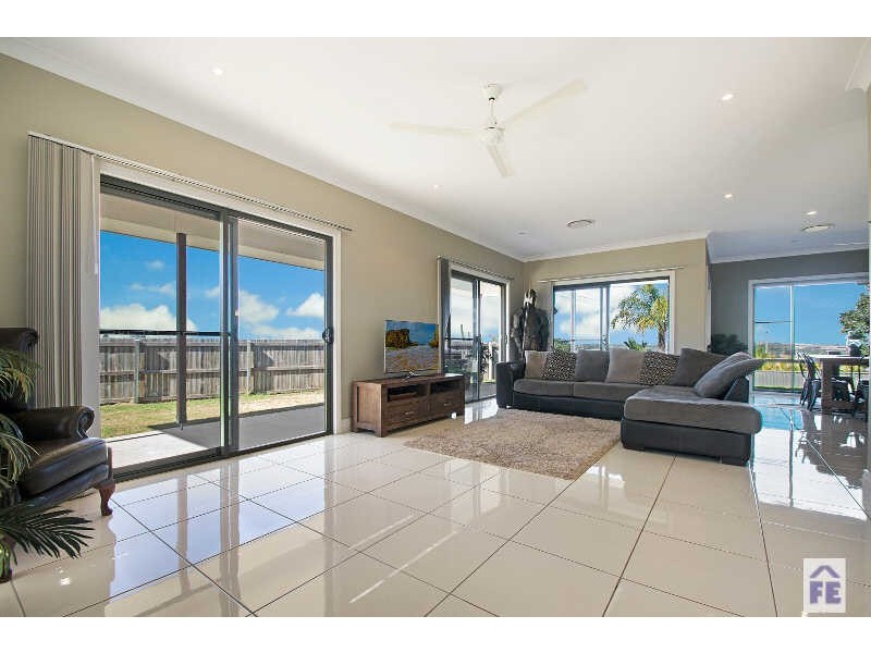 73 Cowie Drive, Kingaroy QLD 4610