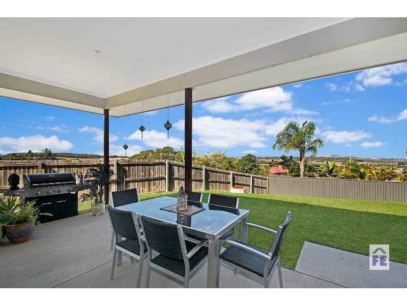 73 Cowie Drive, Kingaroy QLD 4610