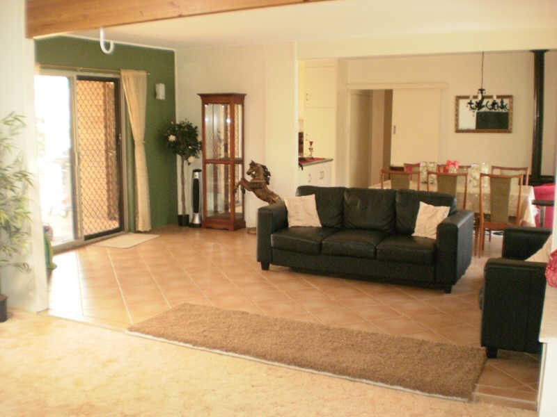118 Moore Street, Kingaroy QLD 4610