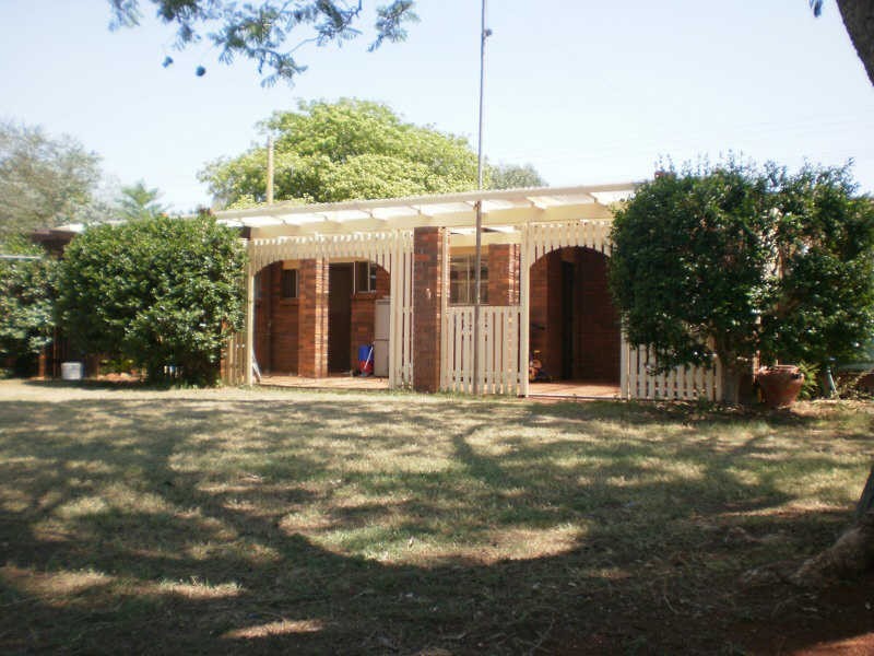 118 Moore Street, Kingaroy QLD 4610