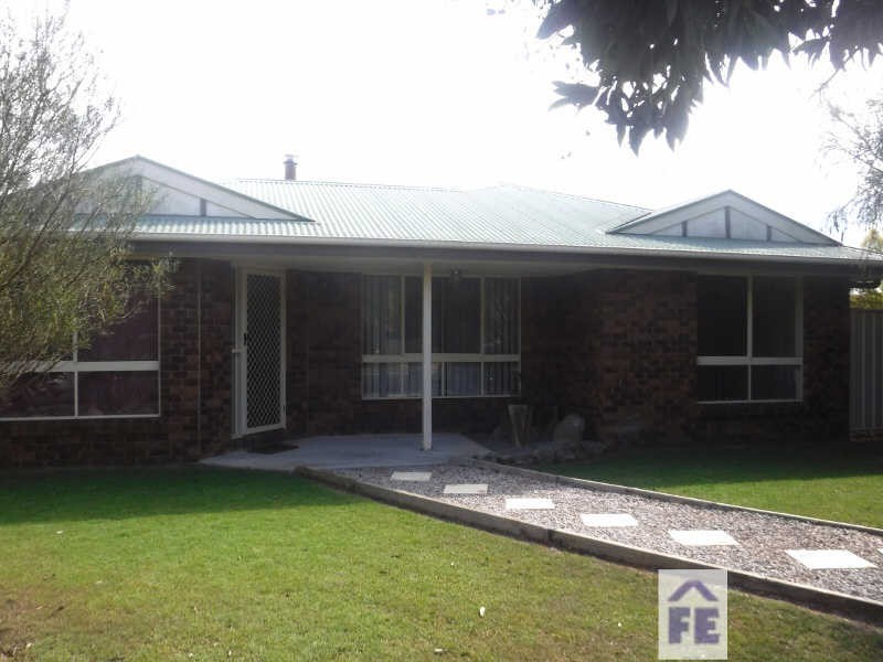 32 Cowie Drive, Kingaroy QLD 4610