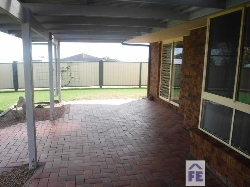 32 Cowie Drive, Kingaroy QLD 4610