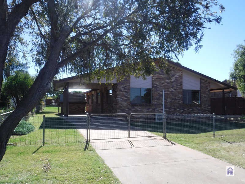 16 Buckingham Street, Kingaroy QLD 4610