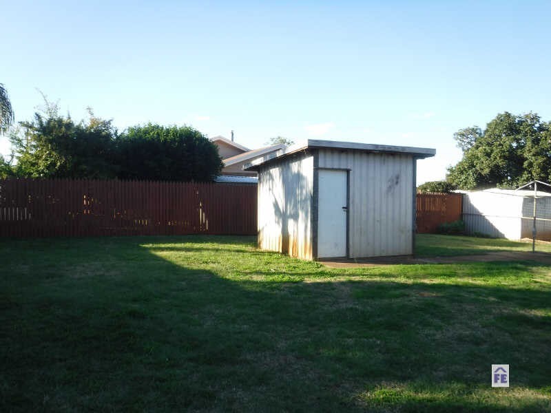 16 Buckingham Street, Kingaroy QLD 4610