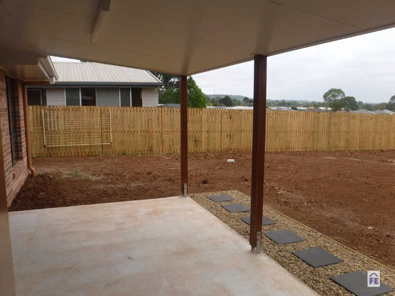 38 Windsor Cir, Kingaroy QLD 4610
