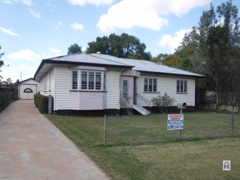 16 Arthur Street, Kingaroy QLD 4610