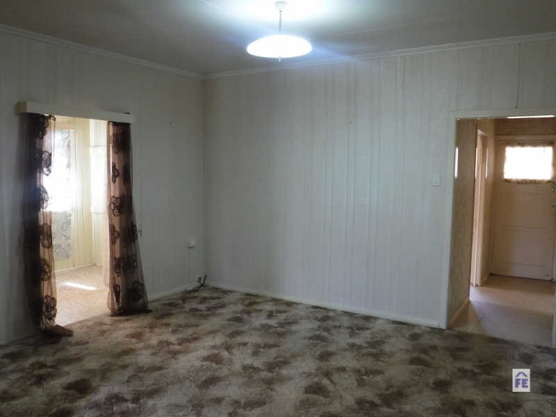 16 Arthur Street, Kingaroy QLD 4610