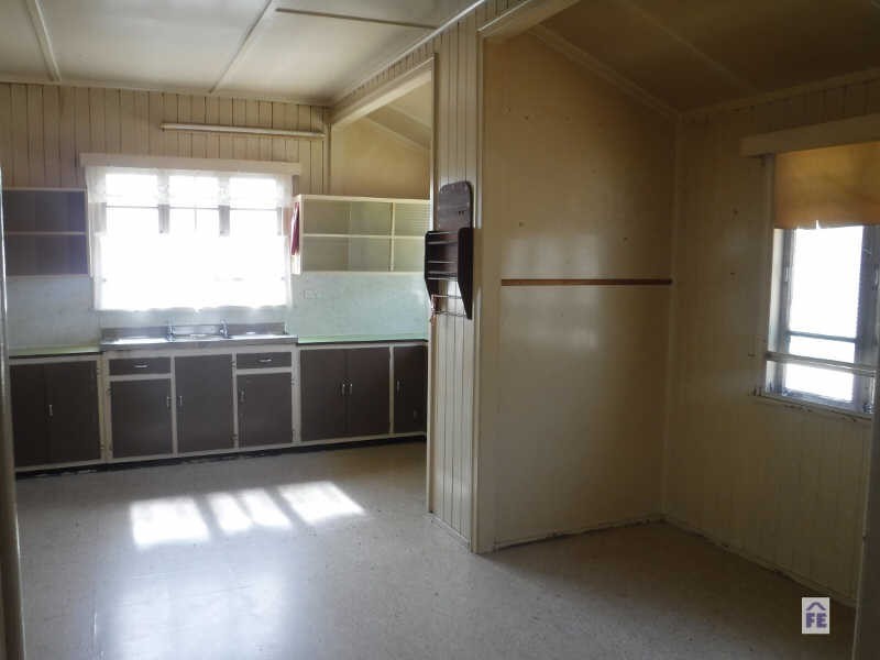 16 Arthur Street, Kingaroy QLD 4610