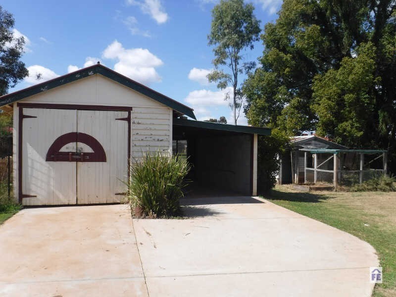 16 Arthur Street, Kingaroy QLD 4610