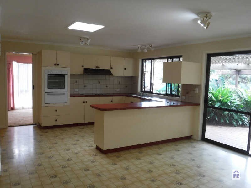 6 Cowie Drive, Kingaroy QLD 4610