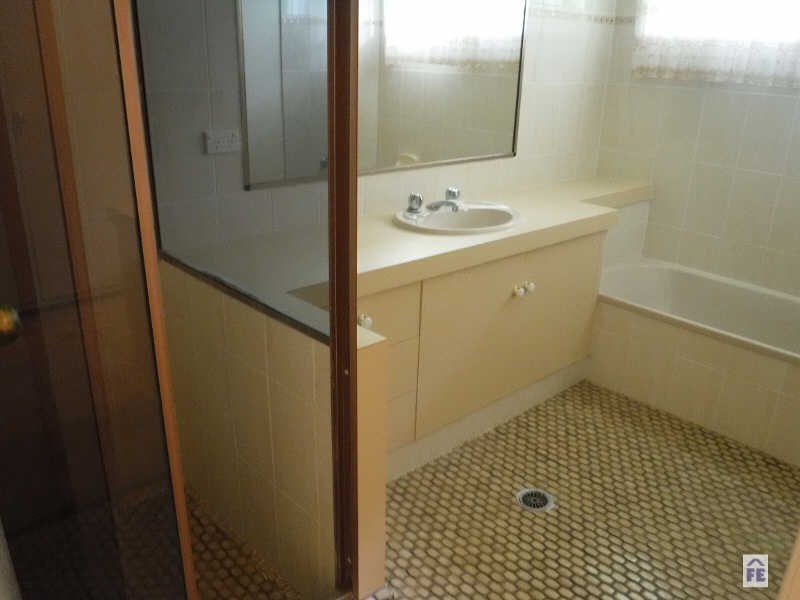 6 Cowie Drive, Kingaroy QLD 4610