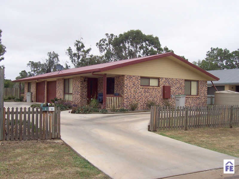 19 Martin Place, Kingaroy QLD 4610