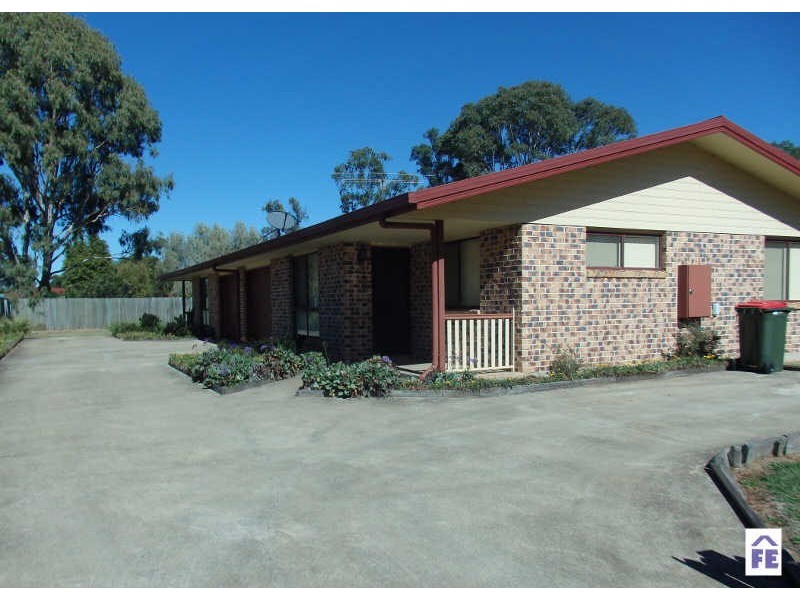 19 Martin Place, Kingaroy QLD 4610