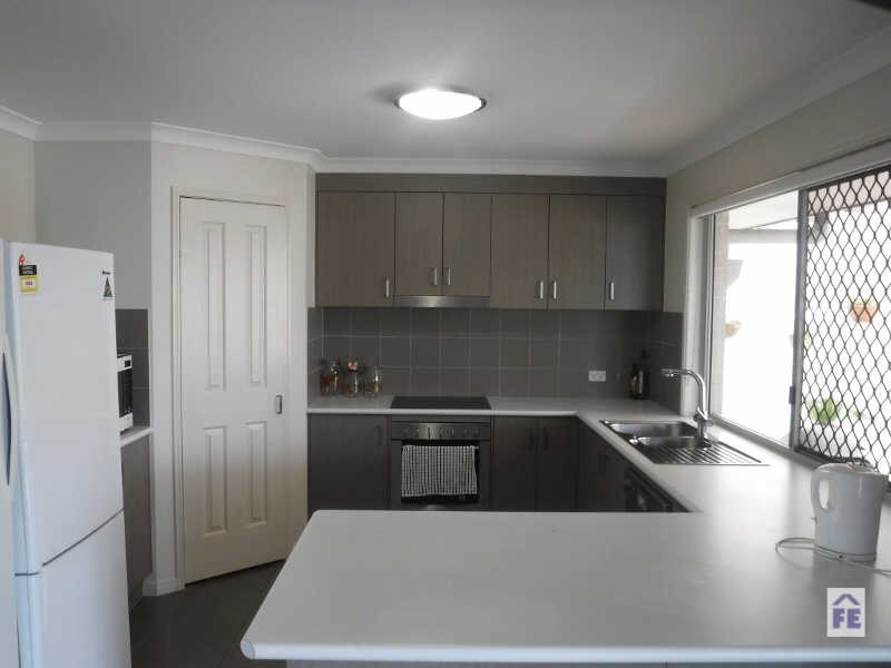 26-28 Premier Drive, Kingaroy QLD 4610