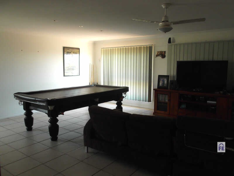 4 Hillview Parade, Kingaroy QLD 4610